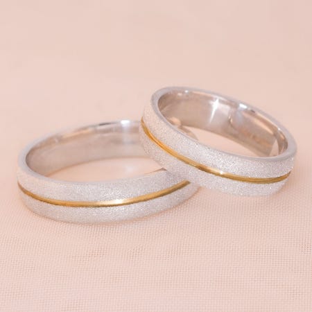Alianças Namoro Loveways 5mm Abauladas Diamantadas